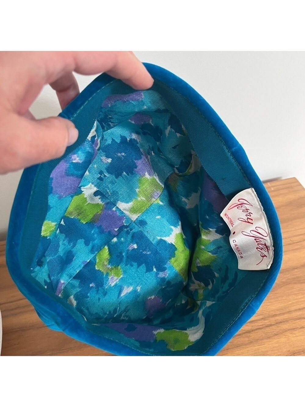 VINTAGE Jerry Yates Montreal Blue Velvet Hat Square Shape 50's 60's Chic Lady - Picture 11 of 15